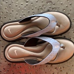Nike Thong Flip Flips